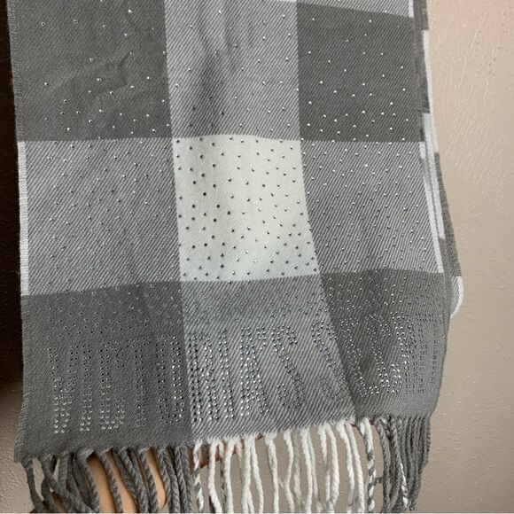Victorias secret woven long scarf fringe checkered white gray VS - Picture 3 of 8